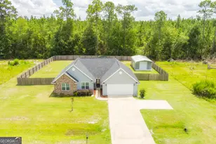 111 Jenny Ct, Folkston, GA 31537 - Photo 6