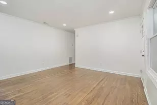 6199 Holiday Blvd, Forest Park, GA 30297 - Photo 6