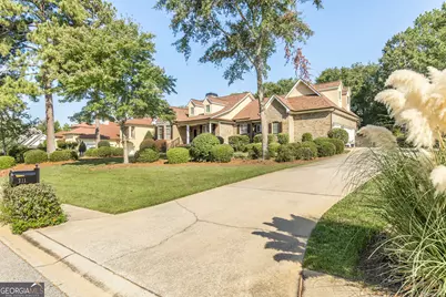 711 Latrobe Way, Macon, GA 31220 - Photo 2