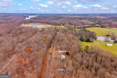 388 Ridgeview Drive, Lavonia, GA 30553 - Photo 6