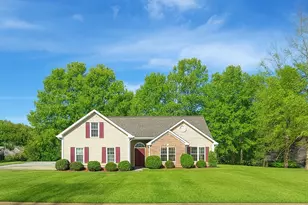 255 Hugh Dr, Covington, GA 30016 - Photo 2