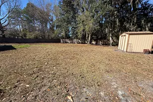 2203 Windsor St, Saint Marys, GA 31558 - Photo 16