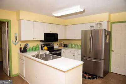 155 Village Lake Drive, Pooler, GA 31322 - Photo 10