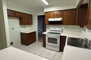 1716 Inlet Cove Ct, Snellville, GA 30078 - Photo 6