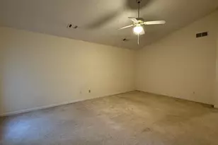 1716 Inlet Cove Ct, Snellville, GA 30078 - Photo 8