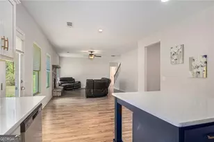 111 Hamilton Lake View Ct, Lagrange, GA 30241 - Photo 4