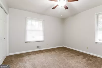 5498 Aucilla Creek Lane, Stone Mountain, GA 30087 - Photo 12