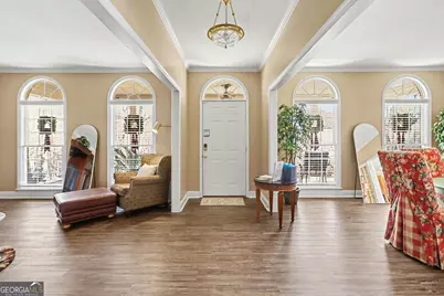 102 Canterbury Drive, Lagrange, GA 30241 - Photo 8