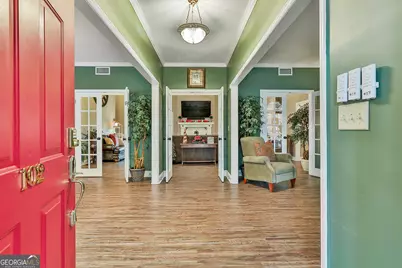 102 Canterbury Drive, Lagrange, GA 30241 - Photo 8