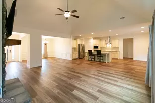 298 Walden Pond Trail, Senoia, GA 30276 - Photo 14