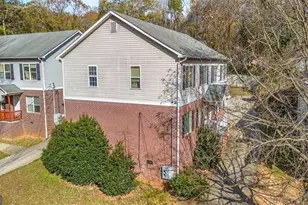 2045 Lois Pl NW, Atlanta, GA 30318 - Photo 8