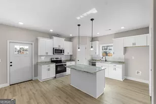 236 Beau Claire Cir, Byron, GA 31008 - Photo 2