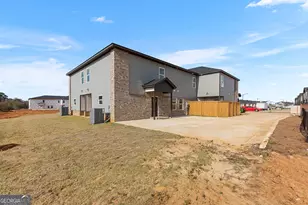 236 Beau Claire Cir, Byron, GA 31008 - Photo 44