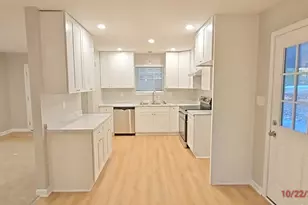 125 Highland Dr, McDonough, GA 30253 - Photo 2