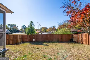 1509 Burnstone Dr, Stone Mountain, GA 30088 - Photo 38