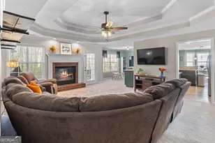 53 Pebble Creek Dr, Newnan, GA 30265 - Photo 8