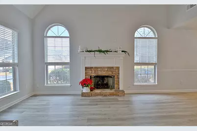 401 Rock Creek Drive, Peachtree City, GA 30269 - Photo 10