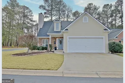 401 Rock Creek Drive, Peachtree City, GA 30269 - Photo 1