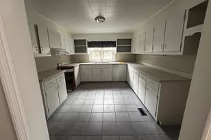 270 S Myrtle St, Wrightsville, GA 31096 - Photo 6