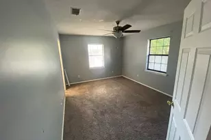 304 Morris St, Glennville, GA 30427 - Photo 14