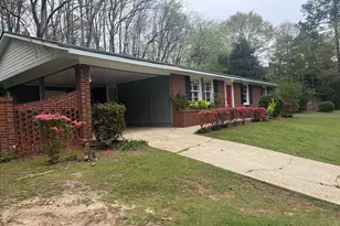 202 Park Hill Dr, Lagrange, GA 30241 - Photo 1