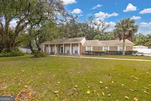 112 Meadows Way, Brunswick, GA 31525 - Photo 2