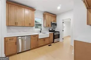 1227 Epworth St, Atlanta, GA 30310 - Photo 1