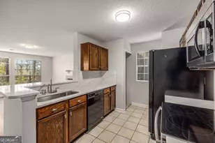 1019 Sandy Ln Dr, Johns Creek, GA 30022 - Photo 6