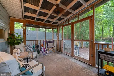 2152 Forrest Place NW, Atlanta, GA 30318 - Photo 24