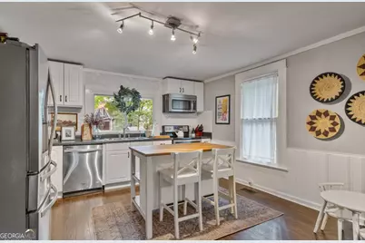 2152 Forrest Place NW, Atlanta, GA 30318 - Photo 12