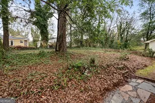 7 N Annie St, Newnan, GA 30263 - Photo 24