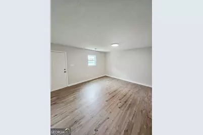 325 W Quilly Street, Griffin, GA 30223 - Photo 10