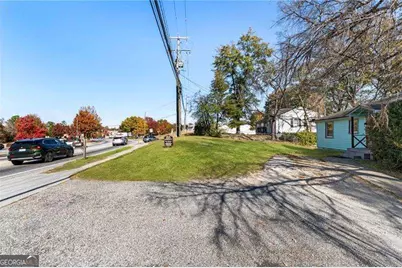 5211 Oakdale Road SE, Smyrna, GA 30082 - Photo 2