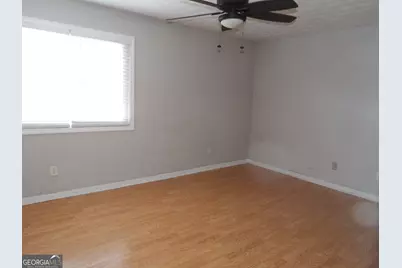 5119 Fairforest Drive, Stone Mountain, GA 30088 - Photo 6