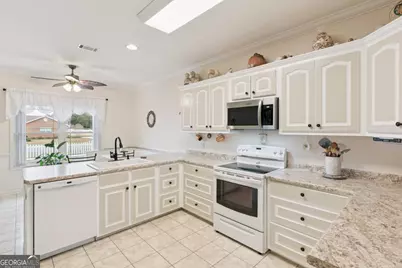 932 Hitching Post Lane, Waycross, GA 31503 - Photo 8