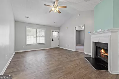 49 Canterbury Drive, Grantville, GA 30220 - Photo 8