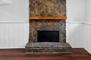 2058 Scarbrough Dr, Stone Mountain, GA 30088 - Photo 24