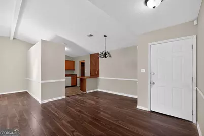 868 Greenhedge Drive, Stone Mountain, GA 30088 - Photo 4