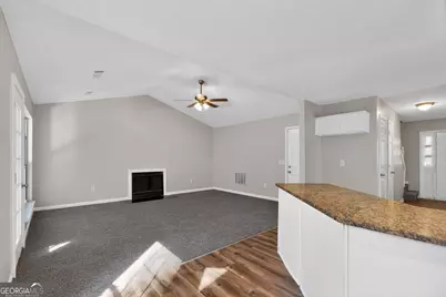 1325 Stoneleigh Way, Stone Mountain, GA 30088 - Photo 4