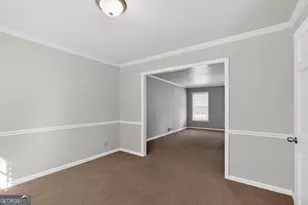 4157 Autumn Hill Dr, Stone Mountain, GA 30083 - Photo 10