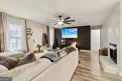 230 Aspen Lake Drive W, Newnan, GA 30263 - Photo 8