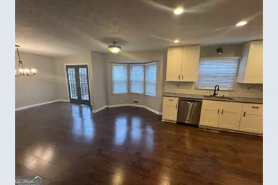 1129 Guernsey Drive, Lawrenceville, GA 30043 - Photo 8