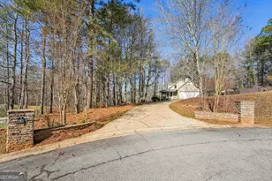 64 Persian Pl, Whitesburg, GA 30185 - Photo 2