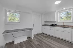 344 E Rhinehill Rd SE, Atlanta, GA 30315 - Photo 16