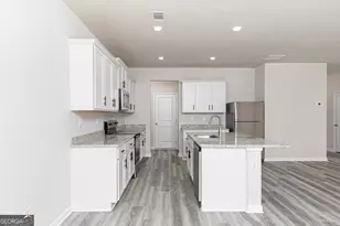 3954 Oakwood Ter Ct, Oakwood, GA 30566 - Photo 10