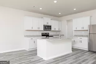 3954 Oakwood Ter Ct, Oakwood, GA 30566 - Photo 8