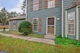 5 Darby Dr, Newnan, GA 30265 - Photo 4