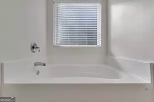 582 Griffin St, Grantville, GA 30220 - Photo 32