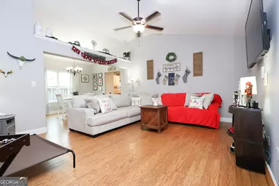 208 New Hope Drive, Perry, GA 31069 - Photo 2