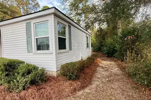 392 E Bush St, Colquitt, GA 39837 - Photo 32